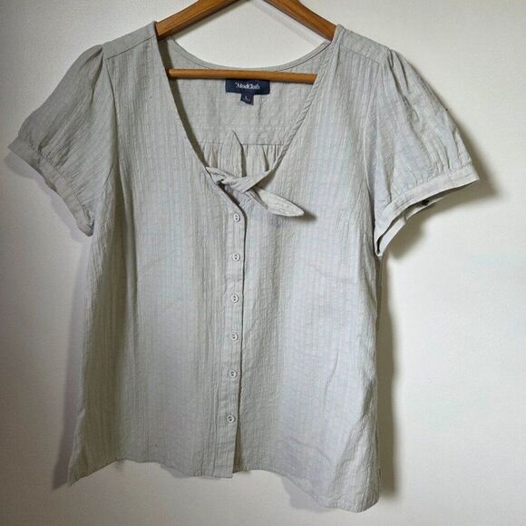 EUC MODCLOTH V NECK WITH SMALL BOW TIE BUTTONED BLOUSE TOP SIZE L - Picture 1 of 16